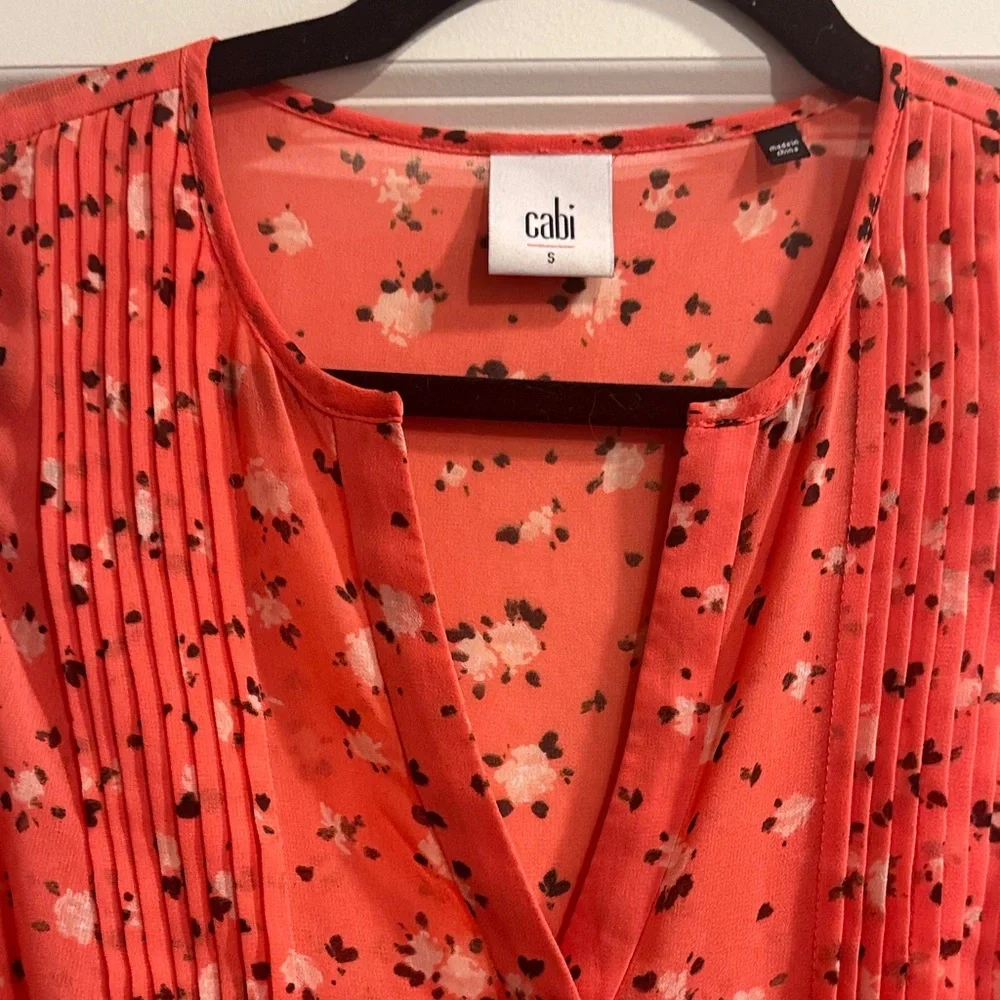 Lot of 4 CAbi Women's Blouses - Orange , Blue, Black, White Floral Set - Picture 9 of 9